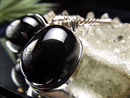 12M☆特別ご奉仕☆最強の魔除け♠︎破邪の石【チベットモリオン『黒  