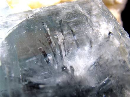 ◇秘境ヒマラヤの天然結晶！◇氷を閉じ込めたような澄んだ青◇世界第五