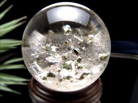 高品質　シルバーキラキラ　パイライト　スフィア 高品質・ブラジル産]パイライトインクォーツ丸玉/スフィア（黄鉄鉱