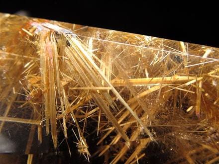 【新入荷】太陽放射タイチンルチルバングル（新品未使用）金運最強！ゴールド太針 新入荷】太陽放射タイチンルチルフラワーバングル13.6×9.5㎜（新品）訳あり