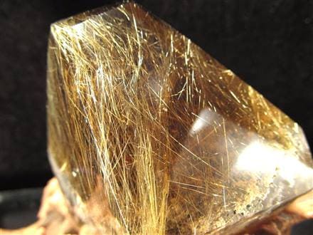 ルチルクォーツ原石　金針ぎっしり　金塊ギラギラ　新品 Amazon.co.jp: ルチルクォーツ原石 金針ぎっしり 金塊ギラギラ