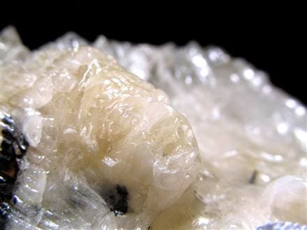 贅沢すぎる奇跡】☆原石で十分高価なフェナカイトをあえて彫刻！☆超