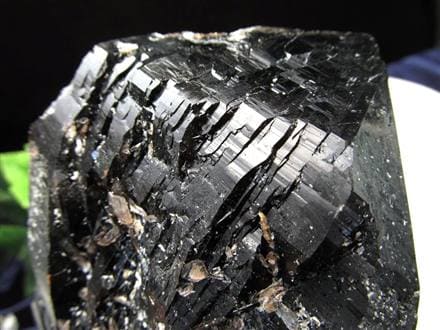 ☆巨大ポイント☆極上の艶感☆漆黒の水晶☆圧倒的支持！最強の魔除け