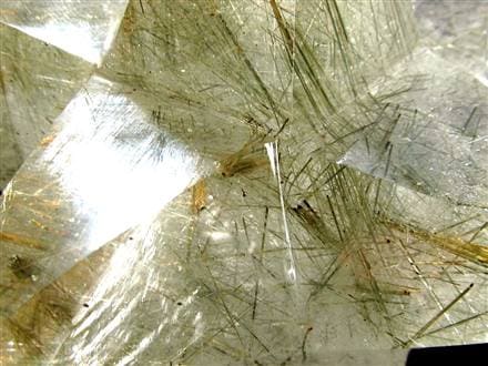 究極品質　幻のヒーラーストーン　ホワイトキャッツアイザギマウンテンクォーツ 究極品質 幻のヒーラーストーン ホワイトキャッツアイザギマウンテン