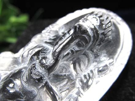彫刻置物