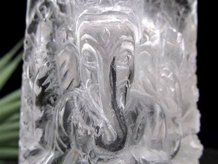 年末限定価格！霊峰ヒマラヤ水晶　ガネーシャ像手彫り　ガネーシュヒマール産 霊峰ヒマラヤ水晶 ガネーシャ像 ガネッシュヒマール産 2024 霊峰