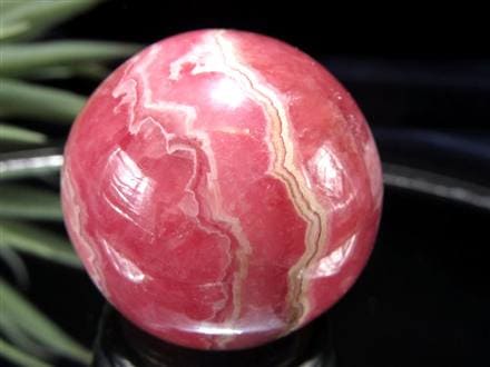 ◇厳選グレード！色艶抜群◇情熱的な恋を引き寄せる石◇結晶の透明感が