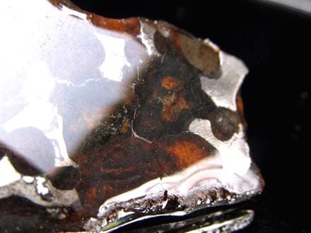 ち*わ様 パラサイト隕石 隕石　石鉄隕石　セリコ隕石 重さ約15ｇ 立て付き ☆数量限定！☆世界で最も美しい隕石☆美品！セリコ産☆石鉄隕石
