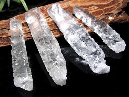 ◇数量限定！厳選品◇神秘的な蝕像結晶が魅力◇独特な表面凹凸と荒々