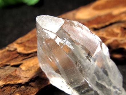 禁断の神域水晶】◇ヒマラヤ山脈・チベット最奥の聖なる頂が生ん