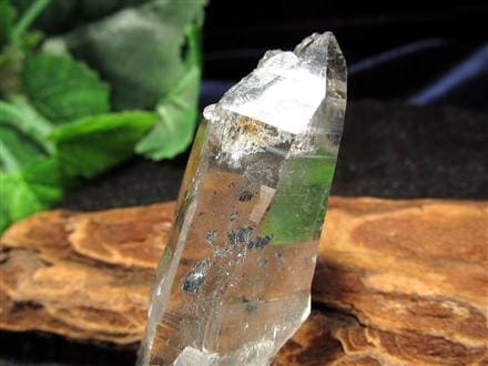 禁断の神域水晶】◇ヒマラヤ山脈・チベット最奥の聖なる頂が生ん