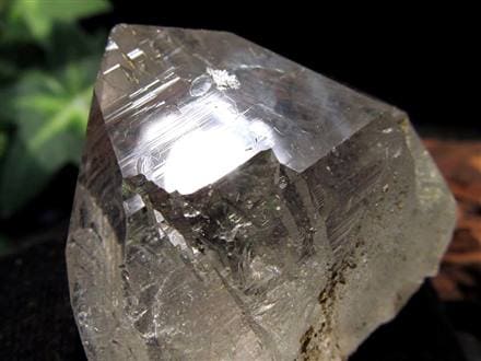 幻の聖山カイラス 超高透明 奇跡の聖なる虹の水晶 大玉 約15.4
