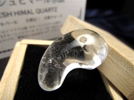 ◇希少なガネーシュヒマール産水晶原石削り出し!!◇<神に最も近い場所