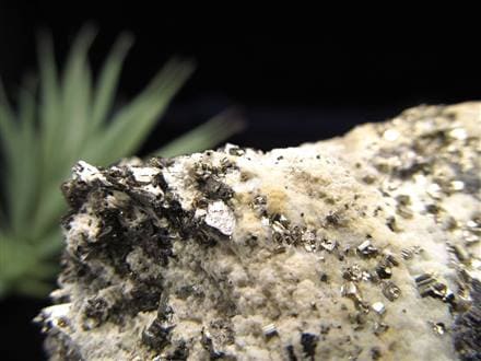 国産天然石】☆激レア！4種共生原石☆がレーナ・スファレライト