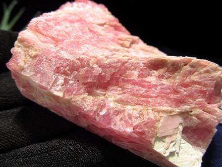 秘蔵国産】☆日本一のマンガン産地「稲倉石産」☆美しいピンク色「桜