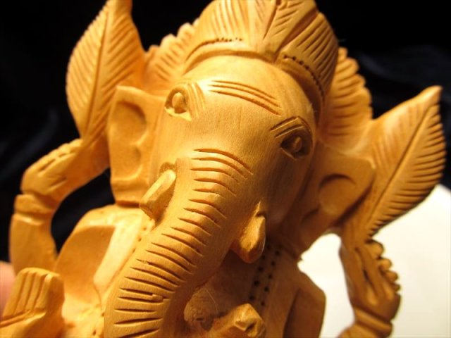 ☆【古より伝わる聖なる御神木 カダンバ彫刻品】☆希少限定