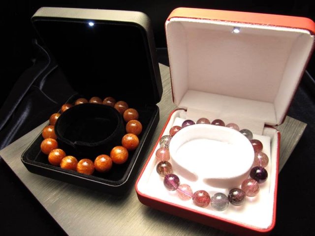 shrine ブレスレット（箱、ポーチ付き） shrine ブレスレット（箱、ポーチ付き）