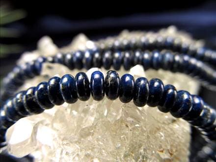 ☆一連☆濃い群青！☆幸運を招く石☆ラピスラズリ【青金石】☆ボタン型