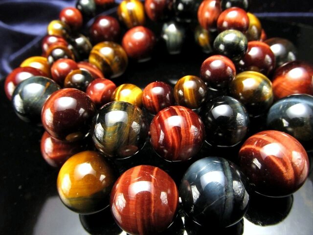 綺麗なミックスタイガーアイ！ピカピカ！ズドーンとくる！