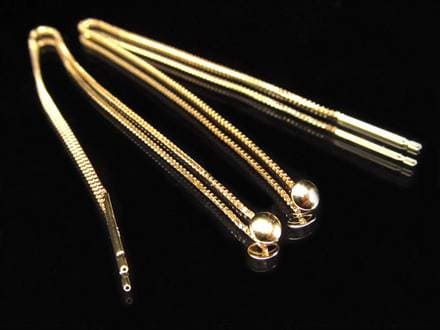 ◇華やかな印象をプラス◇18金ゴールドの上品な輝き◇ビーズを