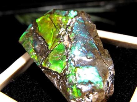 ☆早い者勝ち☆数量限定！大特価☆カナダ産の至宝☆光の層が踊る☆圧巻