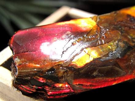 ☆早い者勝ち☆数量限定！大特価☆カナダ産の至宝☆光の層が踊る☆圧巻