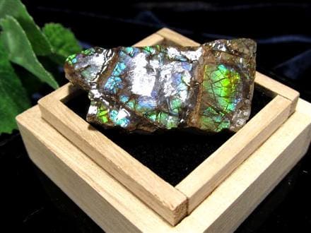 ☆早い者勝ち☆数量限定！大特価☆カナダ産の至宝☆光の層が踊る☆圧巻