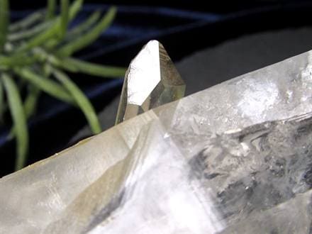 ☆幻の逸品!!☆抜群の透明度を誇るコロンビア産☆古代の叡智を封じ込め