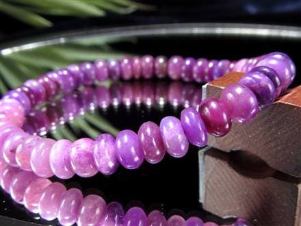 鑑別書付属】☆流通量減少により入手困難！極上スギライト☆シリカ