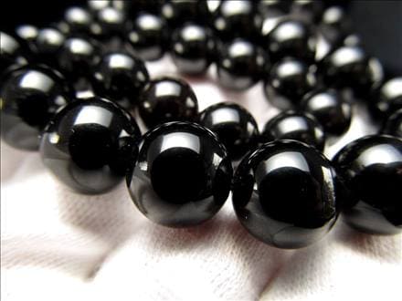 漆黒の守護神最強破邪モリオン天然黒水晶非加熱巨玉約18ミリ 