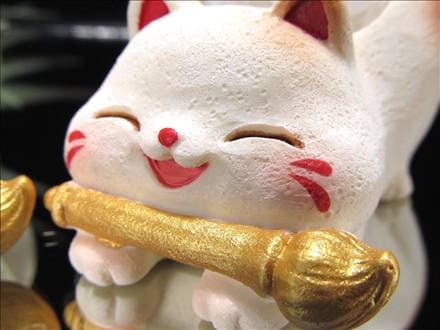 ◇笑顔が福を呼ぶ！猫陶器オブジェ◇商売繁盛や良縁！身近な福を招いて