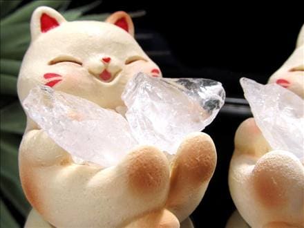 ◇笑顔が福を呼ぶ！猫陶器オブジェ◇商売繁盛や良縁！身近な福を招いて