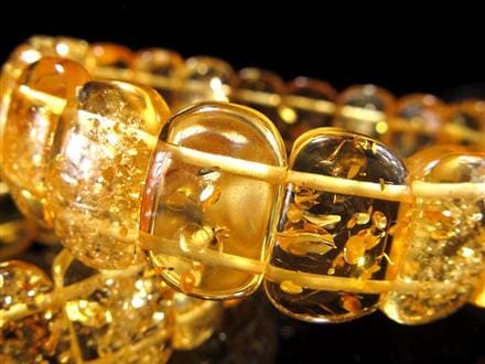 ◇存在感あるバングルタイプ◇炭酸のように弾けるスパークリング◇別名