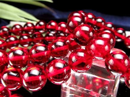 リトアニア産天然レッドアンバーブレスレット ◇天然キラキラレッドアンバー◇透明感×華やかさ◇発色美しい