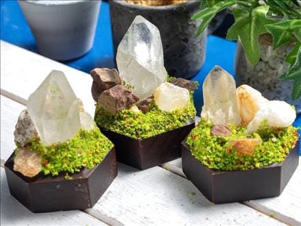 ◇幻想的な小さな世界が広がる！天然石ジオラマ◇インテリアや贈り物