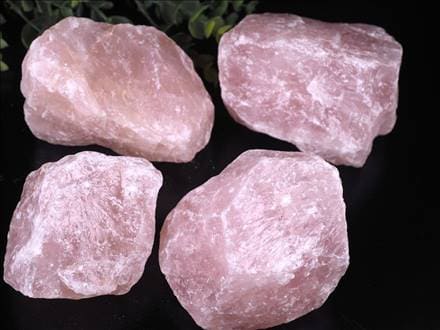 ◇産地直送!!◇迫力の大きめサイズ◇ナチュラルなラフ原石◇恋愛・愛情