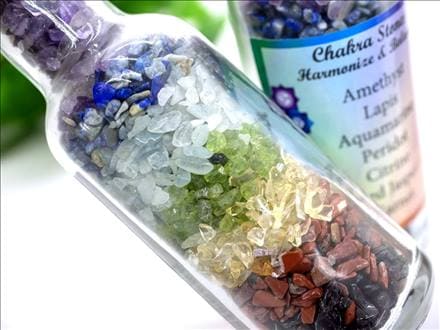 ◇激安！数量限定入荷◇7色＆7種の7層チャクラストーンズ◇上質サザレ