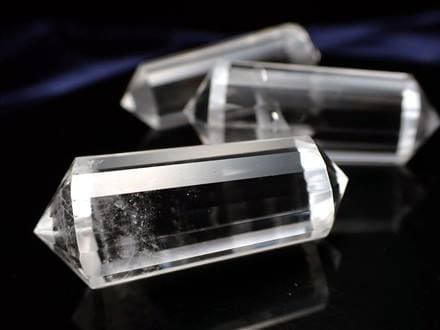 ◇希少ダブルポイントクリスタル！◇放出と吸収の対称的なパワーを