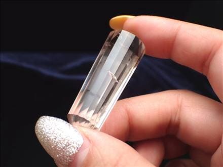 ◇希少ダブルポイントクリスタル！◇放出と吸収の対称的なパワーを