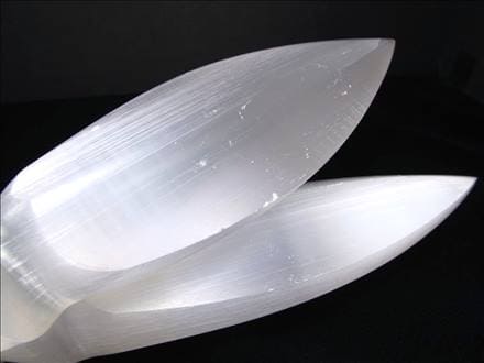 まゆ高品質 水晶マリア様No.1695 日本式双晶水晶 4.727ct原石