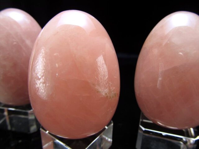 ピンクアメジスト　エッグ　可愛い　卵 ピンクアメジストエッグ - Etsy 日本