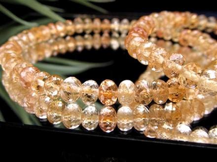 ◇キラキラボタンカット◇透明感抜群！煌くシャンパンカラー◇トパーズ