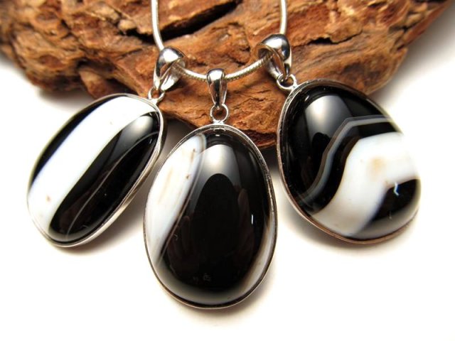 天然石ブラックオニキス ペンダントトップ&リング ☆運気好転