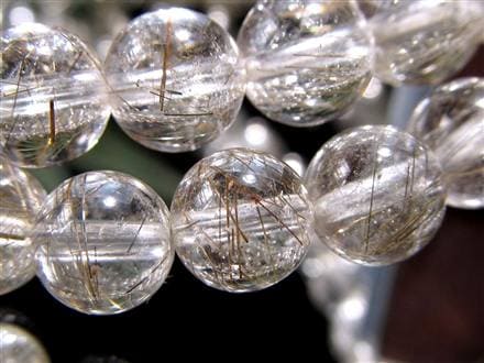 ◇存在感ある銀針入り水晶◇針バランス良好！◇落ち着きのあるほんのり