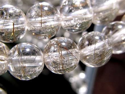 ◇存在感ある銀針入り水晶◇針バランス良好！◇落ち着きのあるほんのり