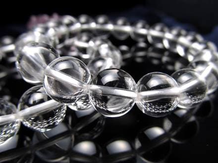 ◇抜群のクリア感!!◇中には希少針状インクルージョン入りの珠も◇非