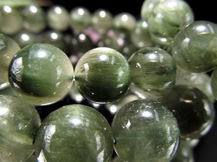 ◇濃厚グリーン◇ふんわり濃密アクチノライト◇キャッツアイ効果のある  