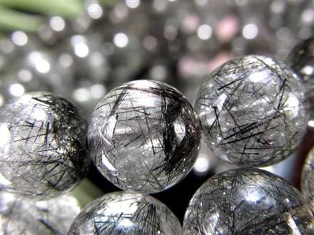 ☆激安価格！☆クールな黒狼針☆透明×繊細黒針☆最強勝ち運ルチル☆金