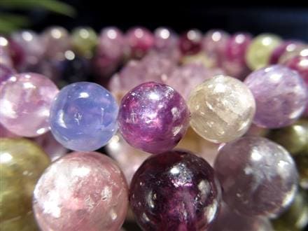 ◇希少!!◇マイカと水晶が共生◇妖艶パープルに浮かぶ白い羽◇抜群の