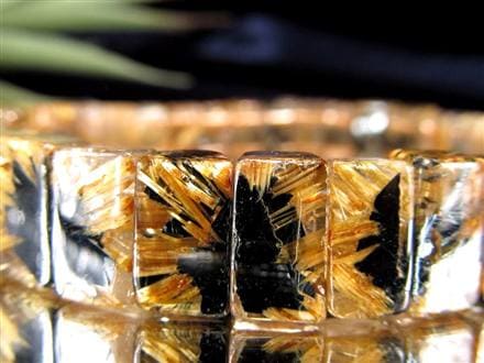 太陽放射 ゴールドルチルクォーツ バングル ブレスレット タイチンルチル ◇黄金に輝く太陽放射◇大地の力を宿す母岩！存在感抜群